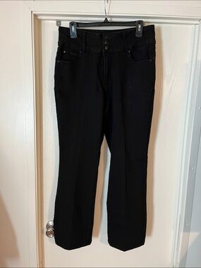 Tahari Black Cropped Flare Jeans with Triple-Button Waist 12/32